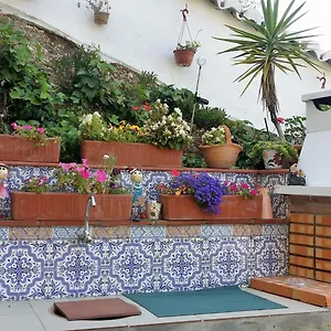 casa-la-noria.hotelsinnerja.org/